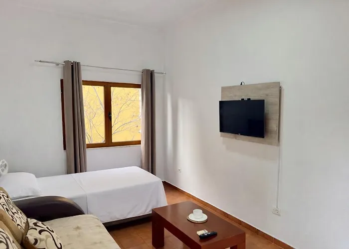 Heart - Free Parking - Fit Five アパート ティラナ